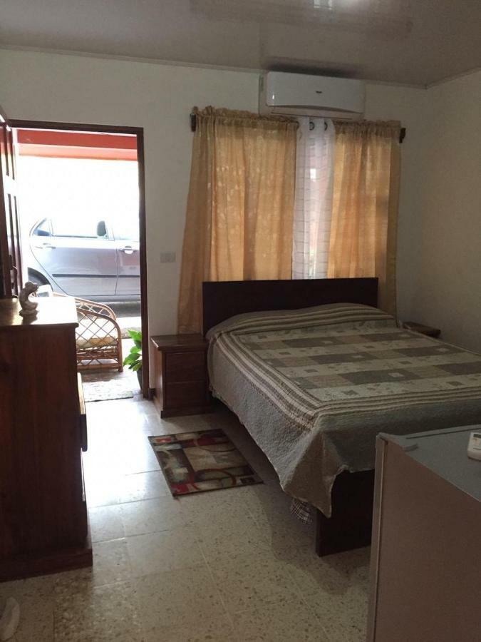 A True B&B Quepos Eksteriør bilde